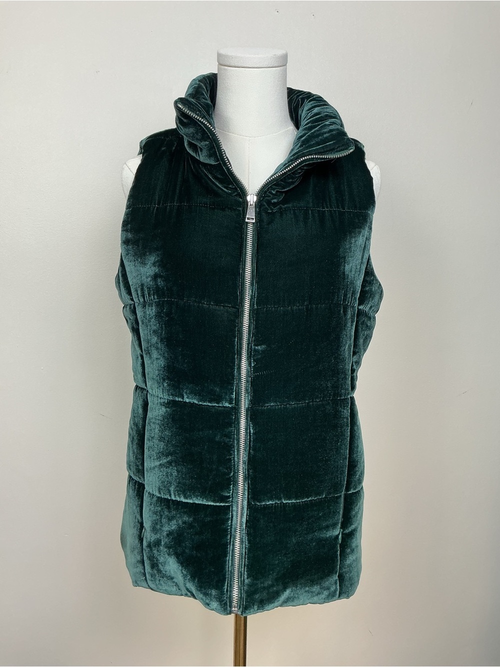 LOFT Velvet Puffer Vest in Emerald Green Size Small
